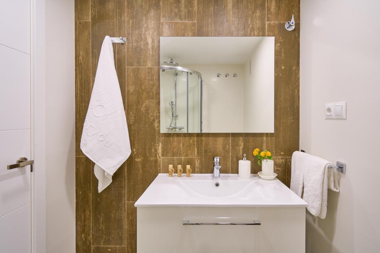 Weforyou Ola Puerto Marina Apartment Benalmádena Eksteriør billede